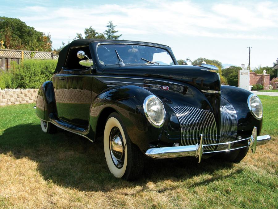  Lincoln Zephyr Convertible Coupe 1939 года  (фото 1 из 7)